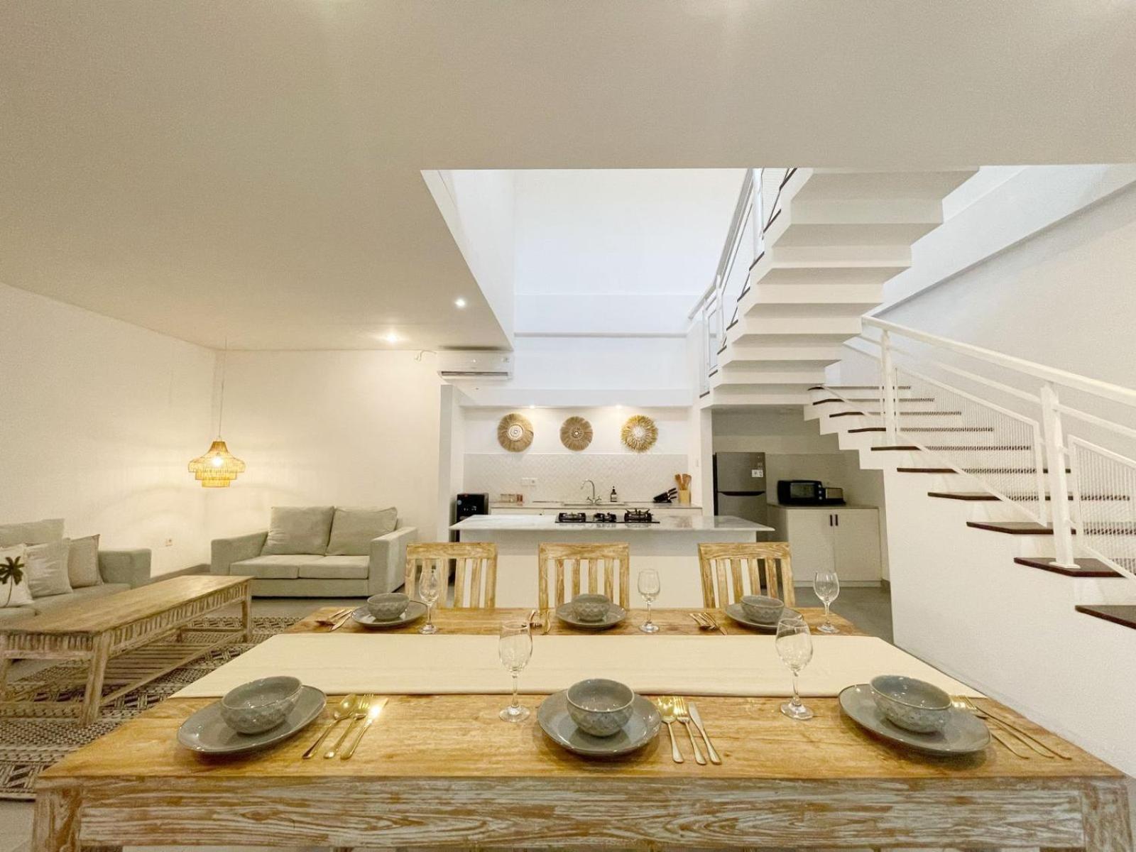 Prada Living Private - 2&3br Villa *